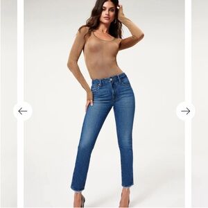 Good American Size 10 Straight Leg Jeans | Stretch Denim, Medium Wash